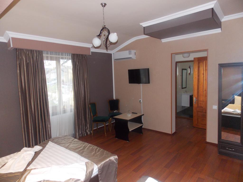 Hotel Almi Achalciche Pokój zdjęcie