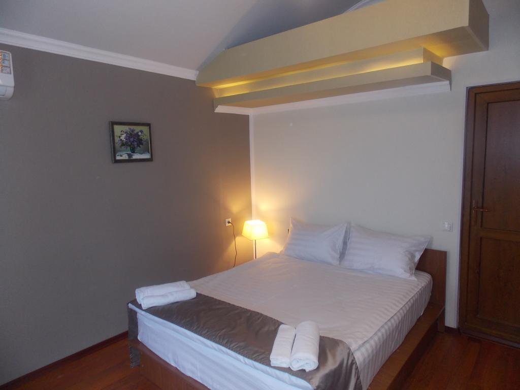 Hotel Almi Achalciche Pokój zdjęcie